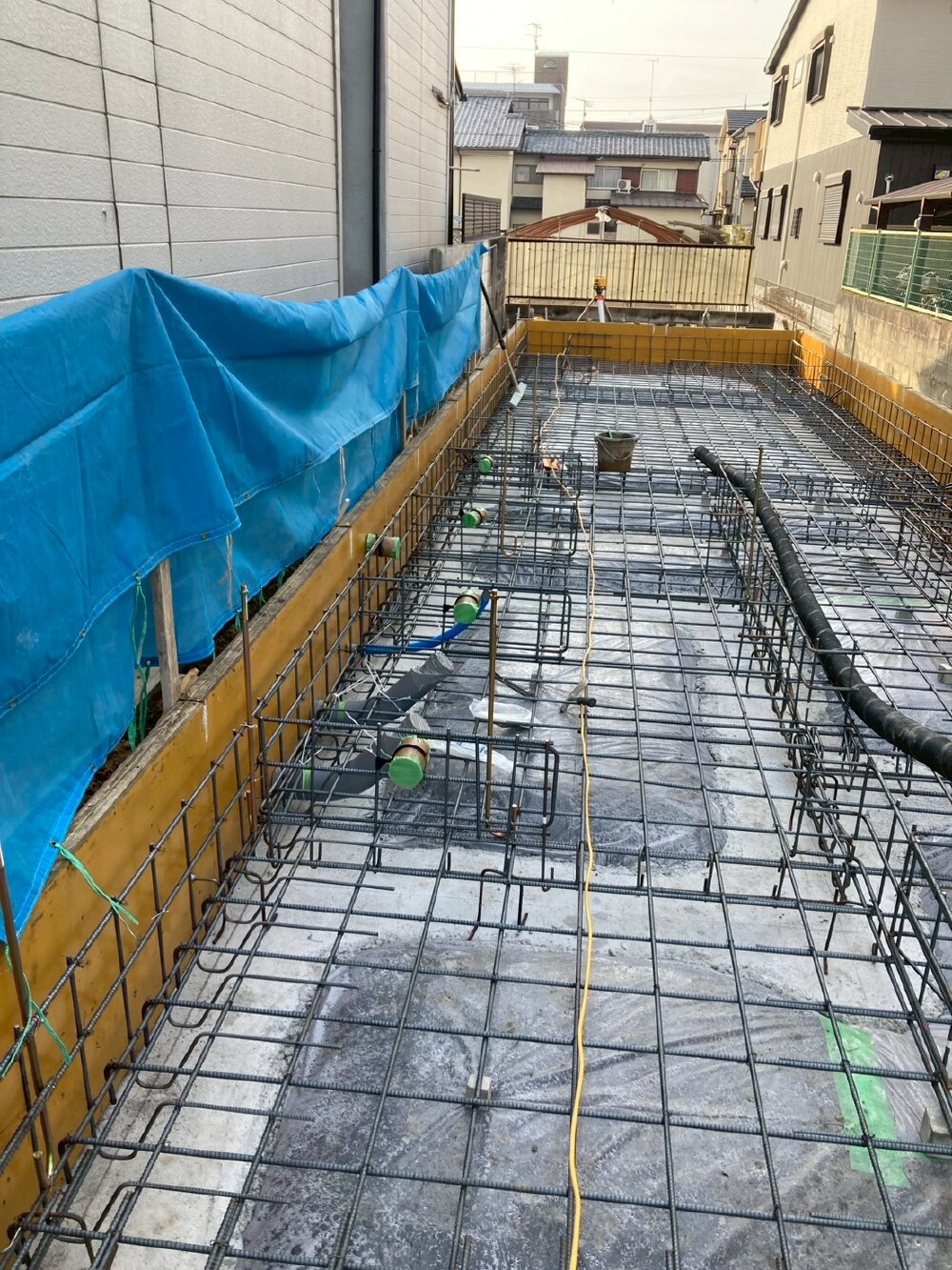 基礎ベース打設！