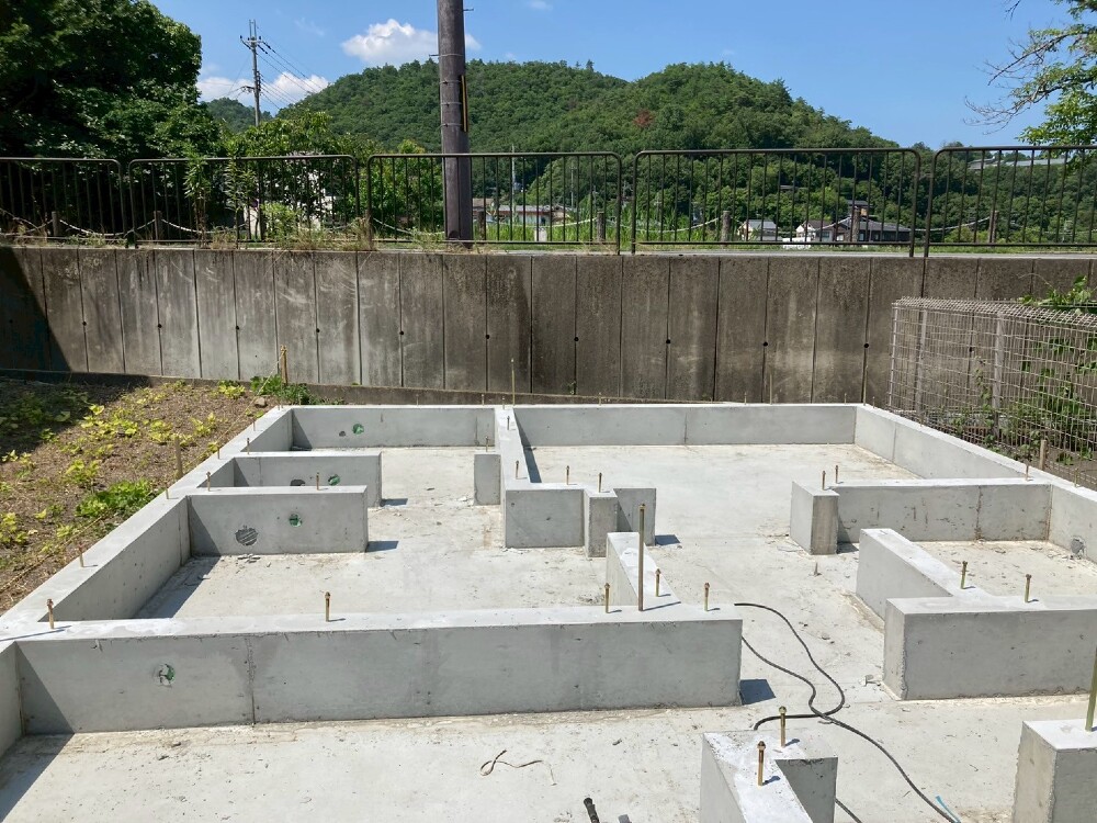 型枠ばらし