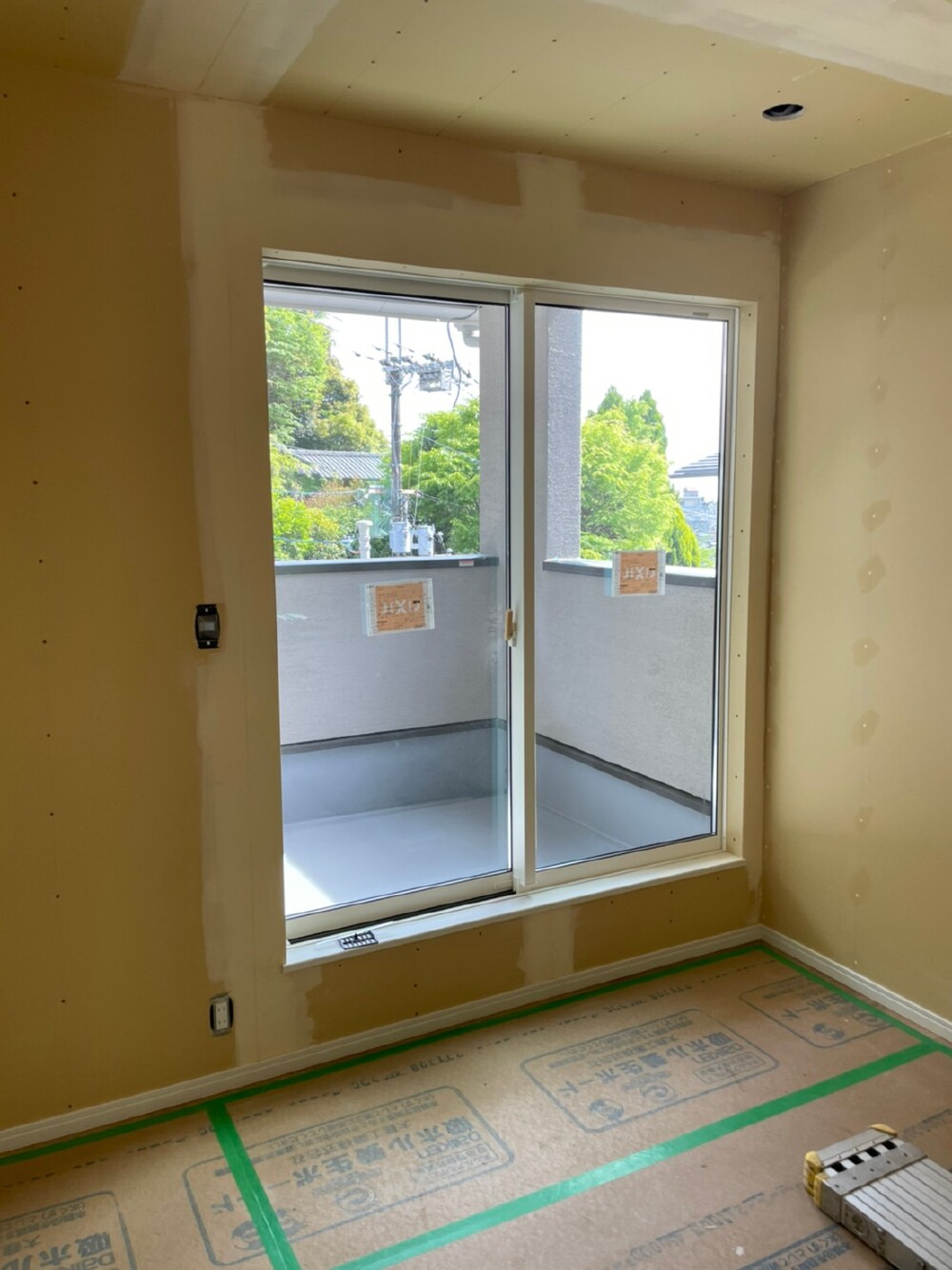 クロス工事